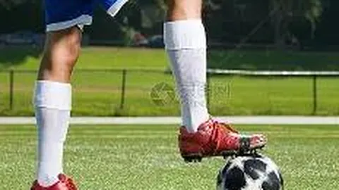 WTT香港总决赛混双赛孙颖莎伤愈拼搏，“莎头配”荣获银牌